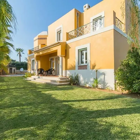 Villa Guia Sleeps 8 Pool Air Con Wifi Guia (Faro)
